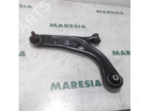 Venstre fortil bærearm FIAT PANDA (312_, 319_) 0.9 (312PXN1A, 312PXN11) (80 hp) 31446143