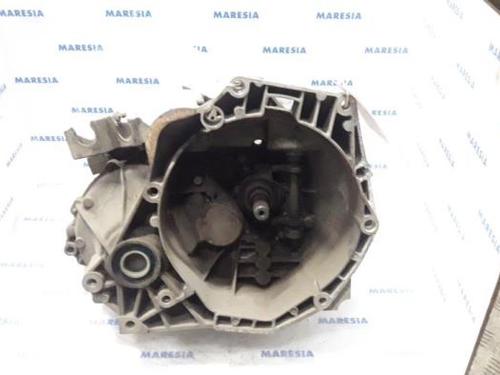 Used Gearbox FIAT GRANDE PUNTO (199_) 1.3 D Multijet (75 hp) 31411953