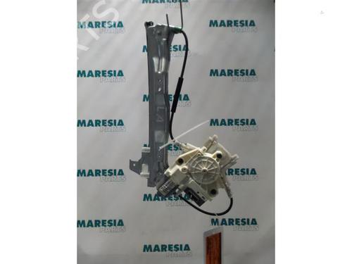 Elevador vidro trás esquerdo PEUGEOT 407 (6D_) 2.0 HDi 135 (6DRHRH, 6DRHRE, 6DRHRG, 6DRHRJ) (136 hp) 31526185