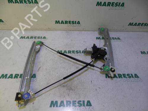 Rudehejsemekanisme ventre foran RENAULT MEGANE IV Hatchback (B9A/M/N_) 1.5 dCi 110 (B9A3) (110 hp) 31481472