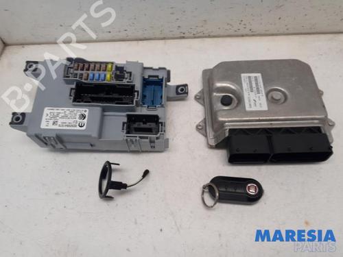 Used Engine control unit (ECU) FIAT 500 (312_) 0.9 (312AXP1A) (60 hp) 31477359