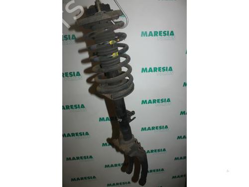 Used Right front shock absorber ALFA ROMEO 166 (936_) 2.4 JTD (936A2A__) (136 hp) 31389478