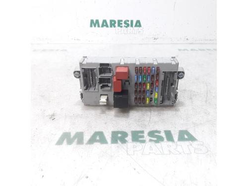 Used Fuse box CITROËN JUMPER II Van 2.2 HDi 120 (120 hp) 31536419