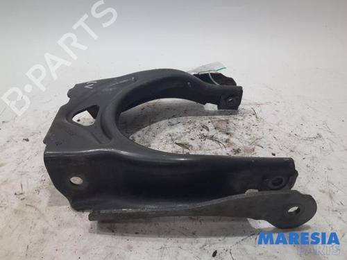 Used Left front suspension arm CITROËN C5 III (RD_) 1.6 THP 155 (RD5FV8, RD5FNA) (156 hp) 31487745