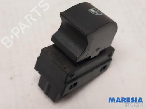 switch-lancia-delta-iii-844_-2008-2009-2010-2011-2012-2013-2014-31509683 main image