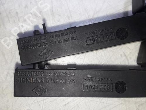 Engine control unit (ECU) RENAULT SCÉNIC II (JM0/1_) 2.0 (JM05, JM0U, JM1N, JM1U, JM2V) | BP31521703M57 