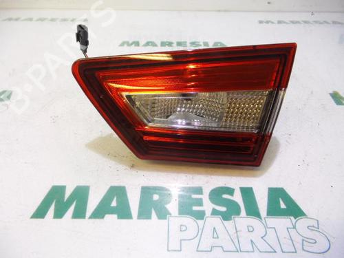 right-taillight-renault-clio-iv-bh_-2012-2013-2014-2015-2016-2017-2018-2019-2020-2021-31383641 main image