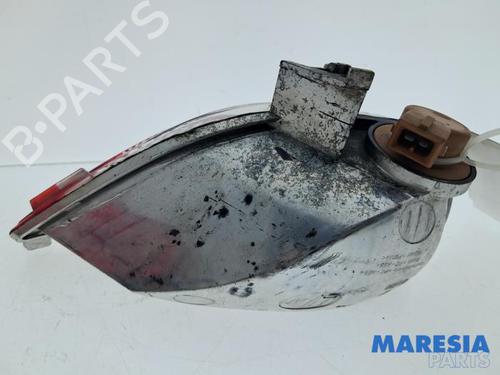 Reverse light RENAULT CAPTUR I (J5_, H5_) 1.2 TCe 120 | BP37034346C36 - Image 4