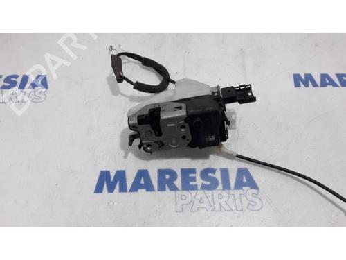 electronic-module-peugeot-3008-i-mpv-0u_-2009-2010-2011-2012-2013-2014-2015-2016-2017-31384337 main image