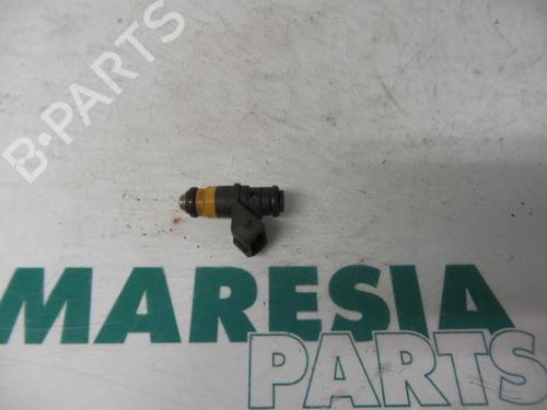 Used Injector RENAULT SCÉNIC I MPV (JA0/1_, FA0_) 1.6 (JA00) (110 hp) 31474097
