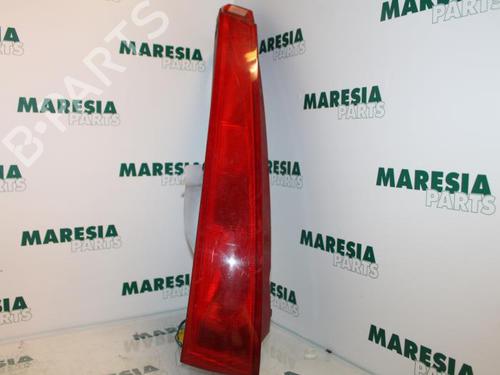Used Right taillight CITROËN C5 I Break (DE_) 2.0 HDi (DERHZB, DERHZE) (109 hp) 31444911