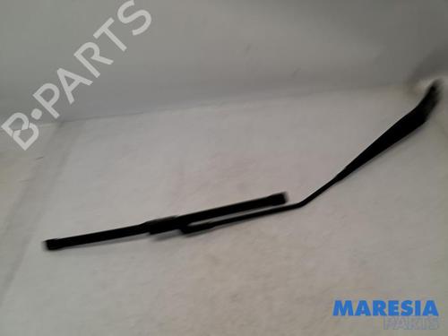 Used Front windshield wiper arm Front windshield wiper arm ALFA ROMEO GIULIETTA (940_) 1.8 TBi (940FXC1A) (235 hp) 39896516 39896516