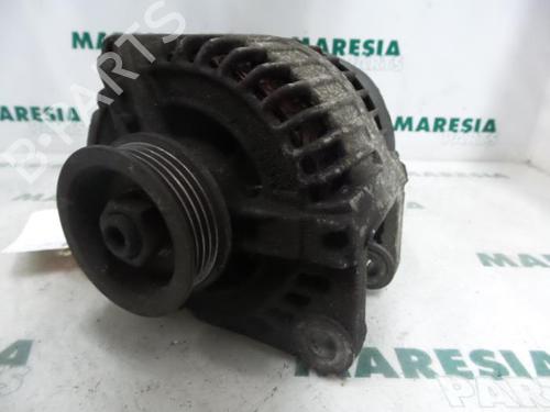 Used Alternator FIAT STILO (192_) 2.4 20V (192_XD1A, 192AXD12) (170 hp) 31438394