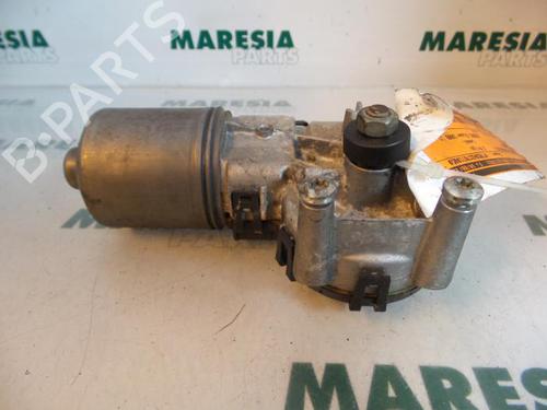 Used Front wiper motor CITROËN C5 II Break (RE_) 1.6 HDi (RE9HZC, RE9HYB) (109 hp) 31516597