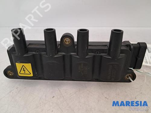 Used Ignition coil FIAT 500 (312_) 1.2 (312AXA1A) (69 hp) 31496442