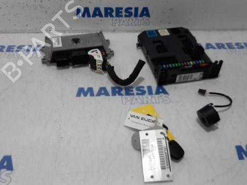 Used Engine control unit (ECU) CITROËN C3 II (SC_) 1.0 VTi 68 (68 hp) 31409573