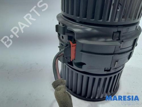 Heater blower motor OPEL VIVARO B Van (X82) 1.6 CDTI (05) | BP31502987M62