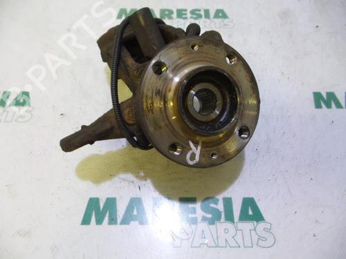 Used Right front steering knuckle Right front steering knuckle PEUGEOT 207 (WA_, WC_) 1.6 16V VTi (120 hp) 31536071 31536071