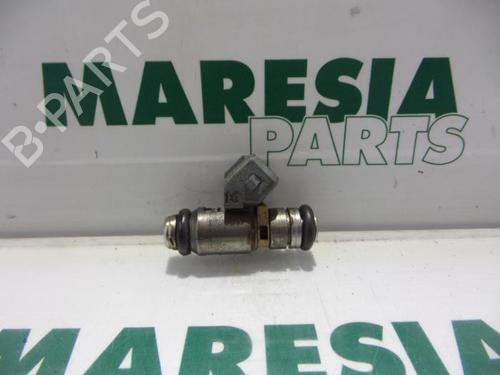Used Injector RENAULT MEGANE Scenic (JA0/1_) 1.6 16V (JA0B, JA04, JA11, JA00) (107 hp) 31477505