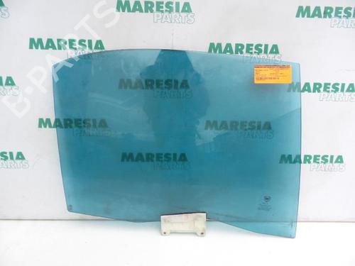 Vidro porta trás direita LANCIA THESIS (841_) 2.4 (841AXB1B00) (170 hp) 31383681