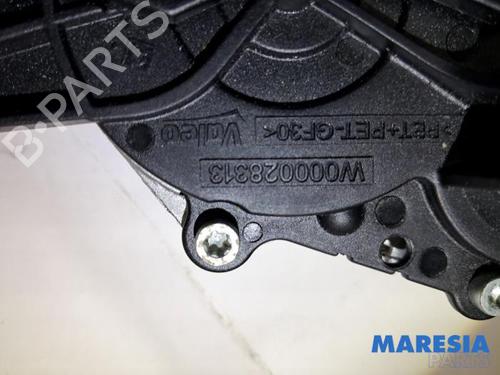 Rear wiper motor RENAULT CLIO IV (BH_) 0.9 TCe 90 (BHNF, BHMA, BHMH, BHJK, BHJR) | BP31469643M102 