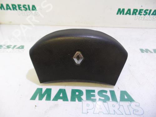 Used Driver airbag RENAULT MASTER II Bus (JD) 2.2 dCI 90 (JD0G, JD0N, JD1N) (90 hp) 31531226