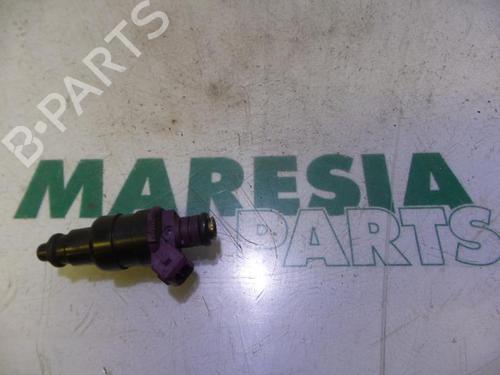 injector-renault-twingo-i-c06_-1993-1994-1995-1996-1997-1998-1999-2000-2001-2002-2003-2004-2005-2006-2007-2008-2009-2010-2011-2012-31532880 main image