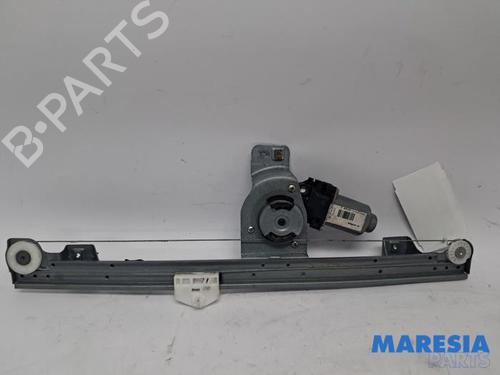 Rudehejsemekanisme Højre bagtil Rudehejsemekanisme Højre bagtil RENAULT KANGOO / GRAND KANGOO II (KW0/1_) 1.6 16V (KW03, KW09, KW0D, KW0U, KW0W, KW13) (106 hp) 39690135 39690135