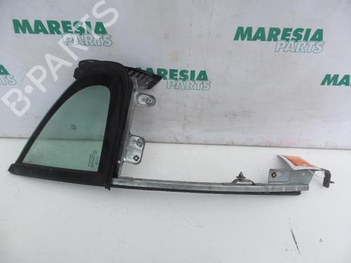 front-right-quarter-glass-peugeot-207-cc-wd_-2007-2008-2009-2010-2011-2012-2013-2014-2015-31390980 main image