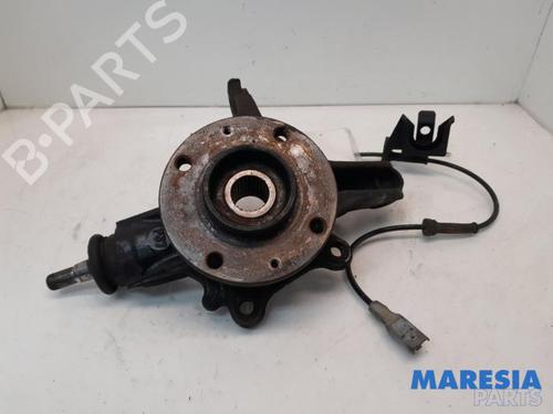 Used Right front steering knuckle Right front steering knuckle PEUGEOT 3008 I MPV (0U_) 1.6 THP (156 hp) 31513965 31513965