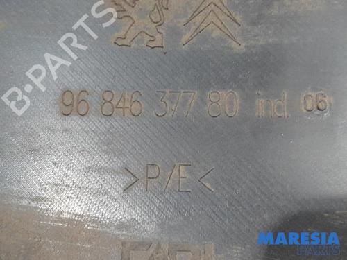 Wheel arch PEUGEOT 3008 I MPV (0U_) 1.6 THP | BP31466538C56 