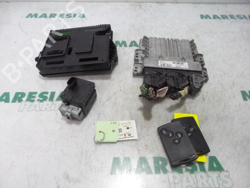 Used Engine control unit (ECU) RENAULT SCÉNIC II (JM0/1_) 1.5 dCi (JM1E, JM16) (106 hp) 31517015