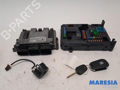 Used Engine control unit (ECU) PEUGEOT 308 SW II (LC_, LJ_, LR_, LX_, L4_) 1.6 HDi 92 (92 hp) 31516882