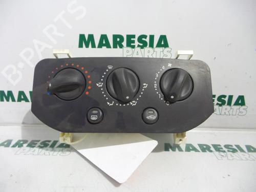 Used Climate control RENAULT CLIO II (BB_, CB_) 1.4 (B/CB0C, B/CB0S) (75 hp) 31480294