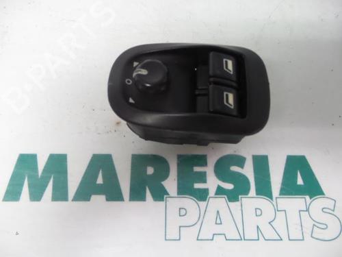 switch-peugeot-206-hatchback-2ac-1998-1999-2000-2001-2002-2003-2004-2005-2006-2007-2008-2009-2010-2011-2012-31453675 main image