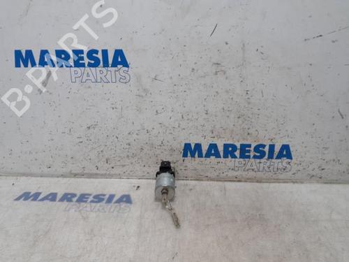 ignition-barrel-peugeot-207-wa_-wc_-2006-2007-2008-2009-2010-2011-2012-2013-2014-2015-31441051 main image