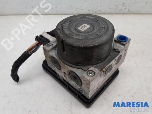 Used ABS pump PEUGEOT 208 I (CA_, CC_) 1.0 VTi (68 hp) 31404368