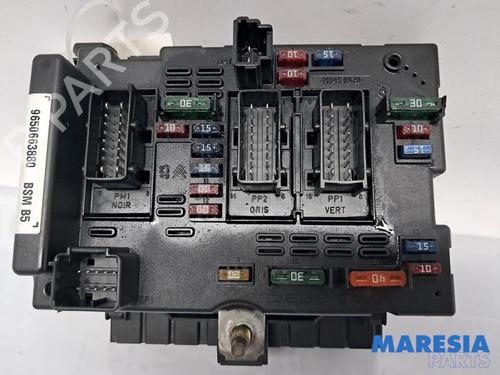 Fuse box PEUGEOT 307 CC (3B) 2.0 16V | BP31531687E1