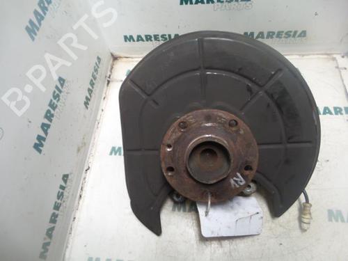 Used Right rear steering knuckle LANCIA THESIS (841_) 2.4 JTD (841.AXE1B0, 841.AXH110) (175 hp) 31498675