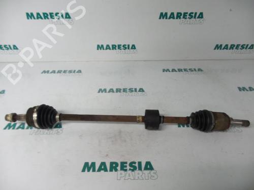 Used Right front driveshaft FIAT PUNTO (176_) 55 1.1 (54 hp) 31495635