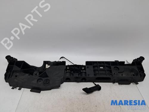 Frontplade/Frontkurv Frontplade/Frontkurv 38439136 38439136
