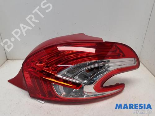 Right taillight PEUGEOT 208 I (CA_, CC_) 1.2 VTI 82 | BP31515944C35