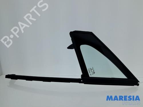 front-left-quarter-glass-citroen-c3-iii-sx-2016-34006993 main image