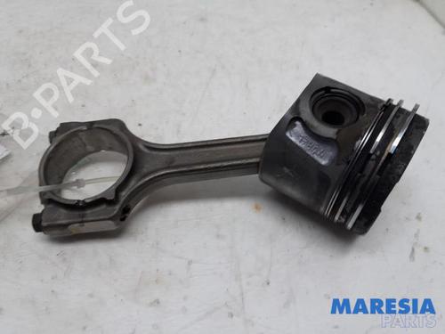 BP31385886O1 main image