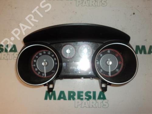 Used Instrument cluster FIAT PUNTO EVO (199_) 1.3 D Multijet (84 hp) 31503340