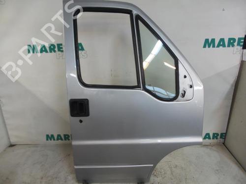 Used Right front door PEUGEOT BOXER Bus (244, Z_) 2.8 HDi (128 hp) 31448905