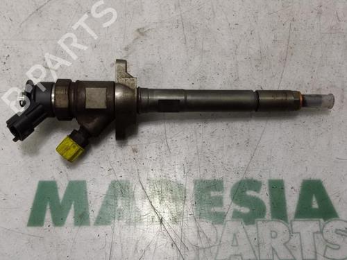 Used Injector CITROËN BERLINGO Box Body/MPV (B9) 1.6 HDi 75 (75 hp) 31524549
