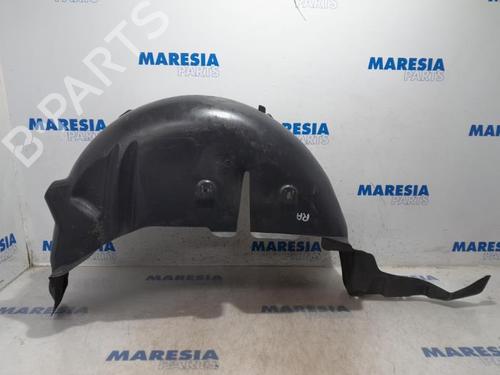 wheel-arch-renault-megane-iii-grandtour-kz01-2008-2009-2010-2011-2012-2013-2014-2015-2016-31505361 main image