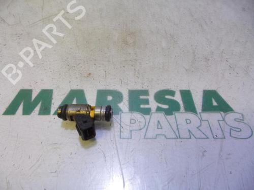 Used Injector FIAT 500 (312_) 1.2 (312AXA1A) (69 hp) 31468064