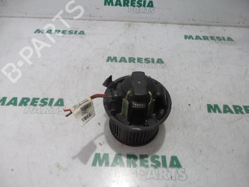 Used Heater blower motor PEUGEOT 207 (WA_, WC_) 1.4 16V (95 hp) 31384132
